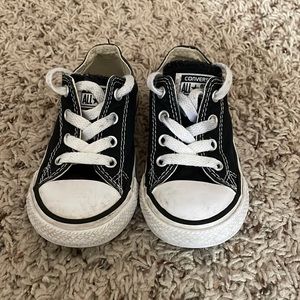 Converse size 7 baby